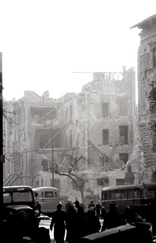 Budapest, 1956. Fotó: Dr. Végh László